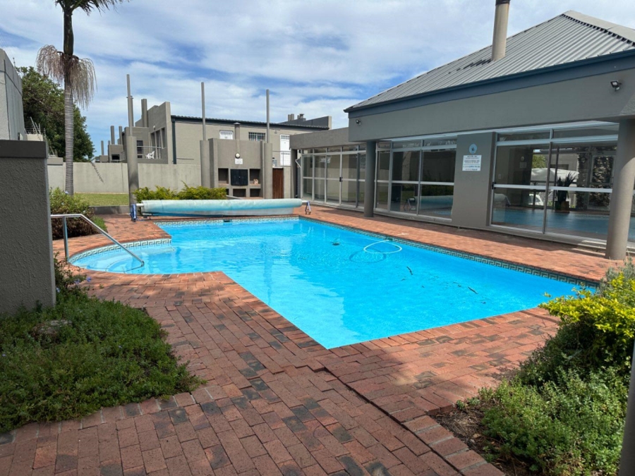 To Let 2 Bedroom Property for Rent in Kenridge Western Cape
